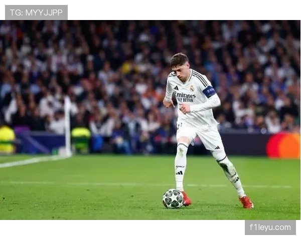 巴尔韦德率队欧冠零封对手，稳健防守助球队强势晋级下一轮