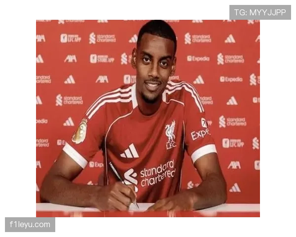 伊萨克英超强势崛起，劳模状态回暖引球迷热盼